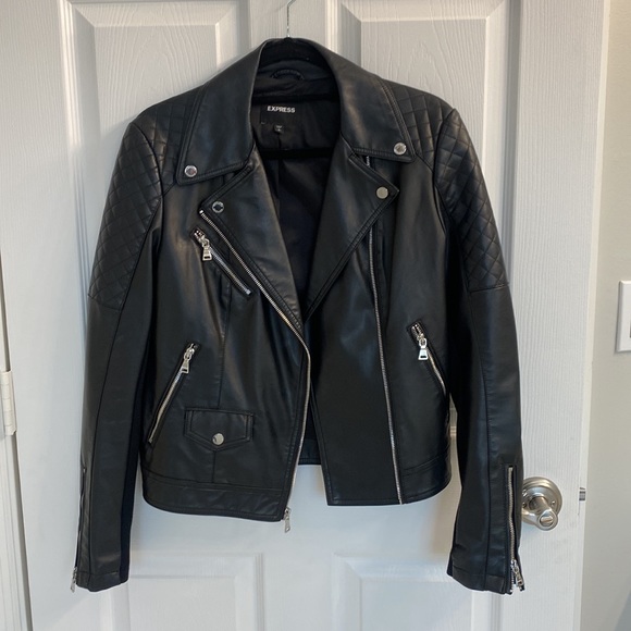 Small brand new express faux leather jacket perfect condition never worn - Picture 2 of 4